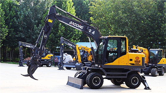 宝鼎轮式抓木机 宝鼎轮式抓木机