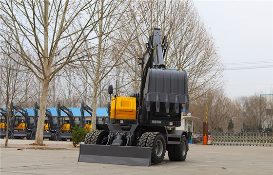 轮式挖掘机 轮式挖掘机