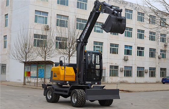 轮式挖掘机 轮式挖掘机
