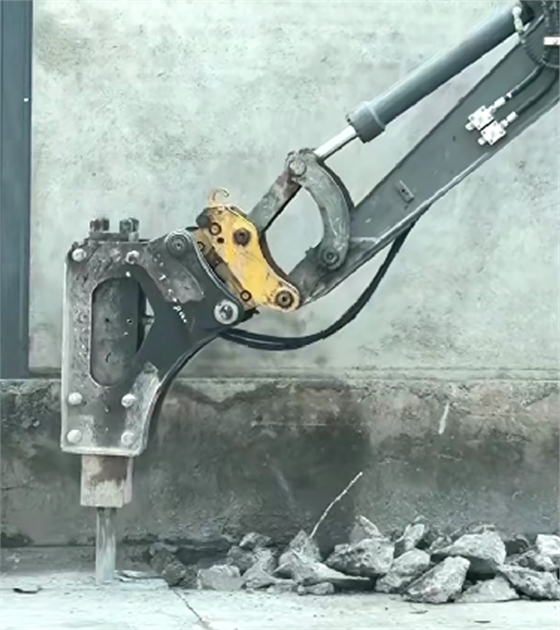 破碎锤.png 破碎锤.png