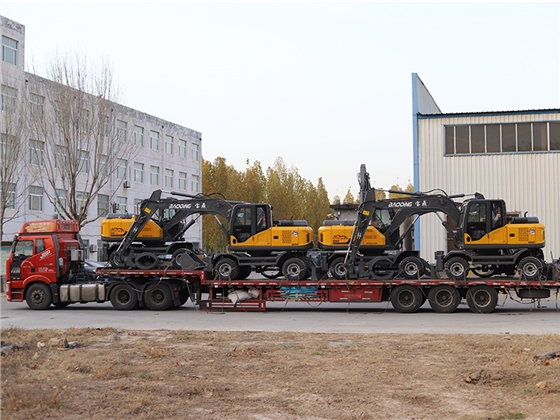 宝鼎抓木机.jpg 宝鼎抓木机.jpg