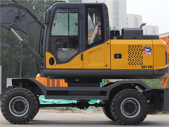 宝鼎110G抓木机结构.png 宝鼎110G抓木机结构.png