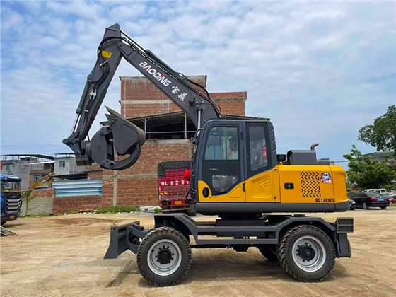 宝鼎120WD抓木机 宝鼎120WD抓木机