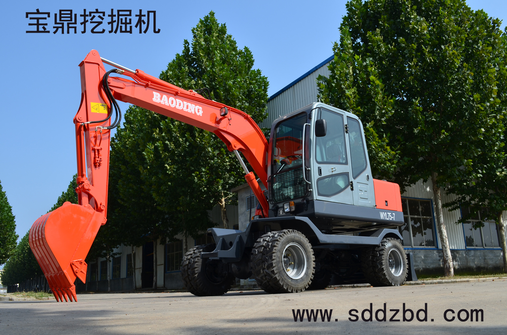 宝鼎轮式挖掘机 宝鼎轮式挖掘机