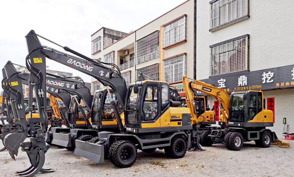 宝鼎轮式挖掘机地方办事处.jpg 宝鼎轮式挖掘机地方办事处.jpg
