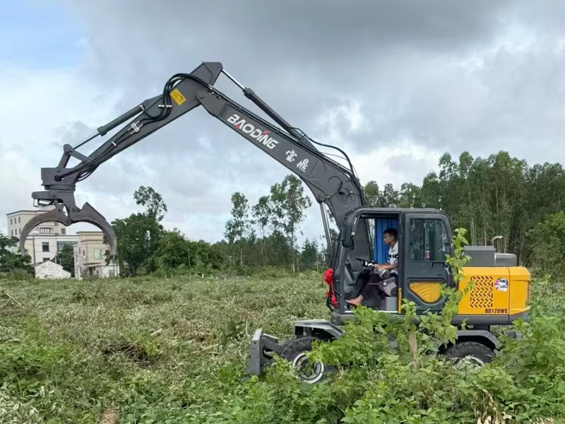 宝鼎BD120WE抓木机.png 宝鼎BD120WE抓木机.png