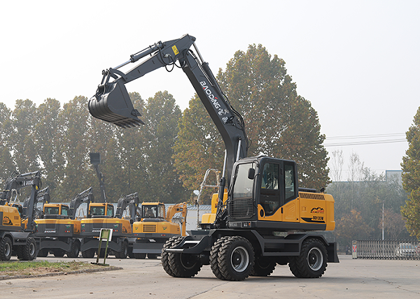 从道路到农田：轮式挖掘机的乡镇全能应用指南
