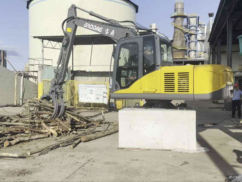 宝鼎固定式电动抓料机，型号齐全，按需定制