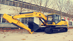 山东宝鼎小型挖掘机厂家不遗余力的保证产品达到用户期望值