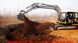 应对工程机械国Ⅲ排放标准,宝鼎挖掘机厂家换代产品出炉
