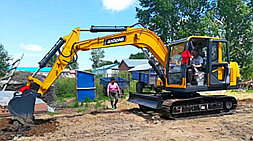 宝鼎9吨小型挖掘机厂家推荐90挖掘机车型优势解析