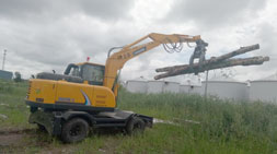 宝鼎抓木机厂家加大湖北市场销售和服务力度