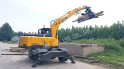 广西市场下的宝鼎抓木机