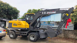 轮式挖掘机振兴农村建设得力助手