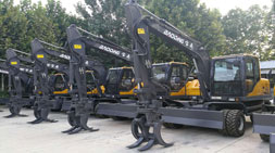 宝鼎轮式挖掘机致富百姓之根本