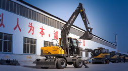 轮式挖掘机销售价格和使用成本比对