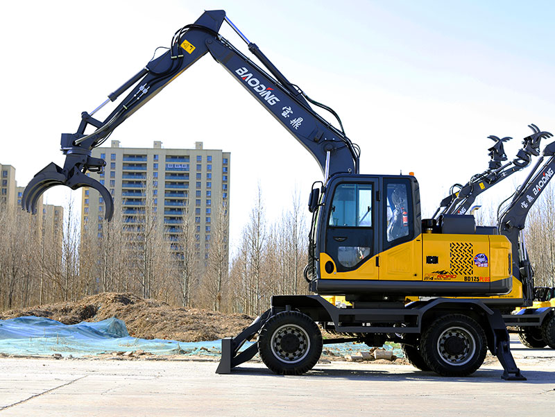 匠心之作出海记：宝鼎 BD125plus 抓木机远征海外